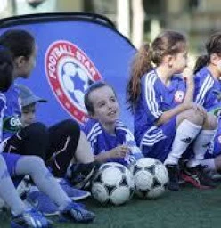Term 1 - Free trial to our weekly program Eltham Soccer